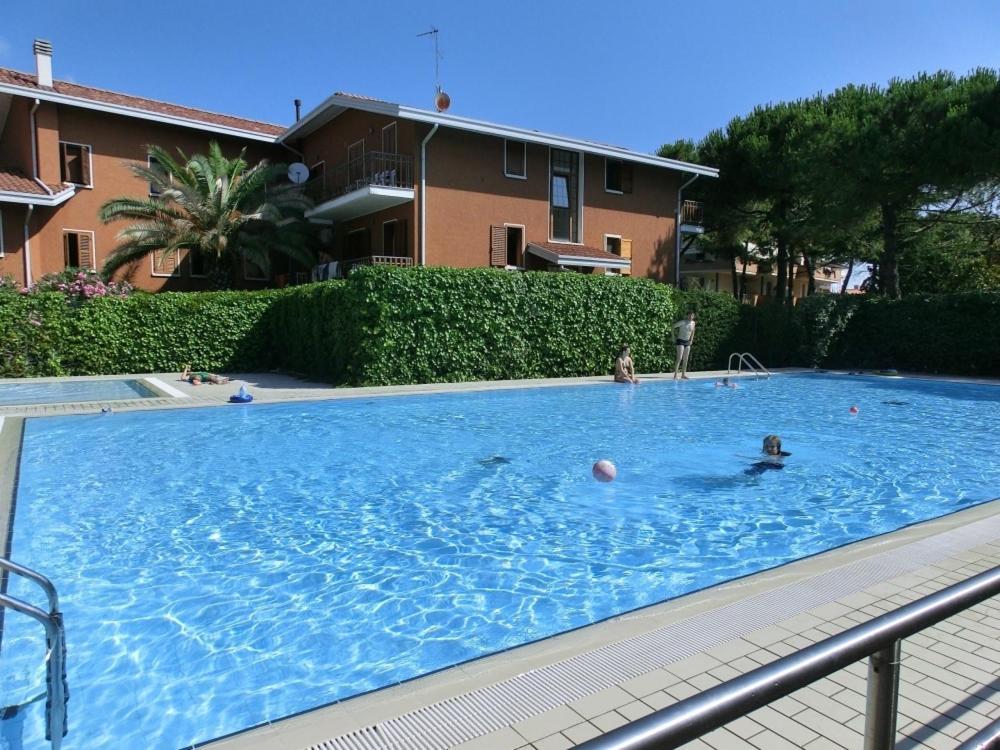Ferienwohnung Cond Giardino Lignano Sabbiadoro Exterior foto
