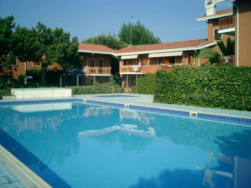 Ferienwohnung Cond Giardino Lignano Sabbiadoro Exterior foto