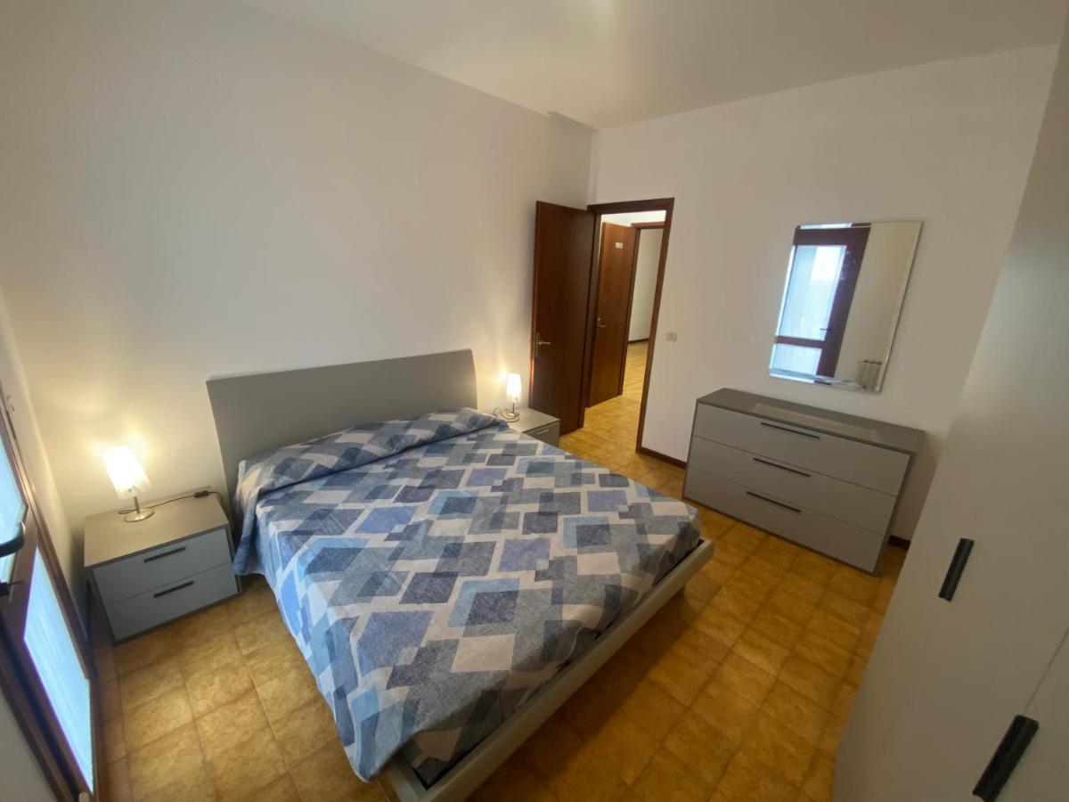 Ferienwohnung Cond Giardino Lignano Sabbiadoro Exterior foto